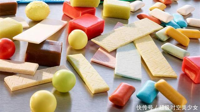 肠子|不小心误吞的口香糖,最后怎么样了?真的会黏在肠子上吗?