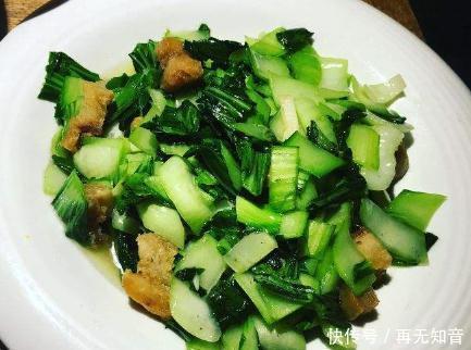 维生素|炒青菜第一步是什么好多人做错了,难怪炒出来又老又硬还难吃