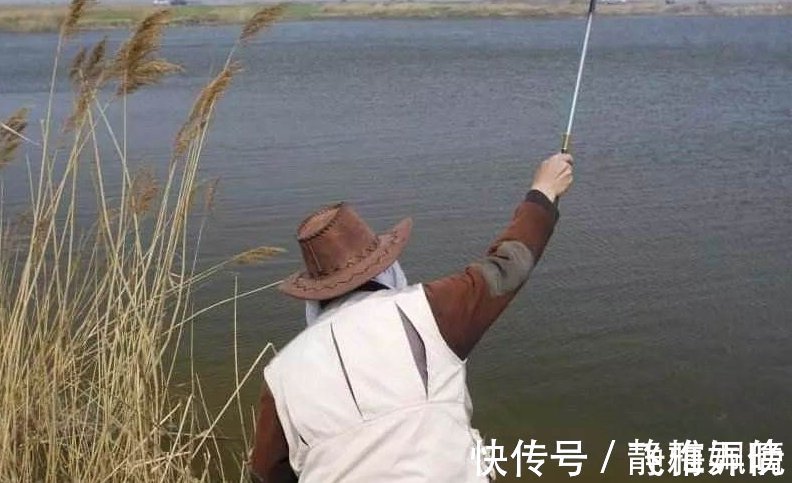 搅拌均匀|最靠谱的冬季打窝技巧,以及实用窝料自制方法,屡试不爽