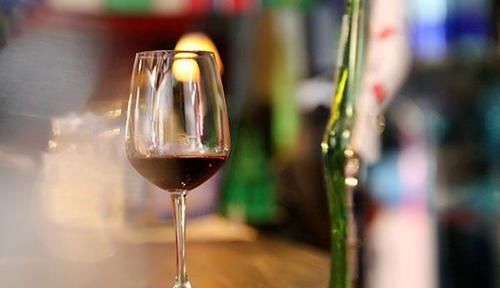 全年300天都在喝酒,身体会怎样若有异常出现,别再视而不见