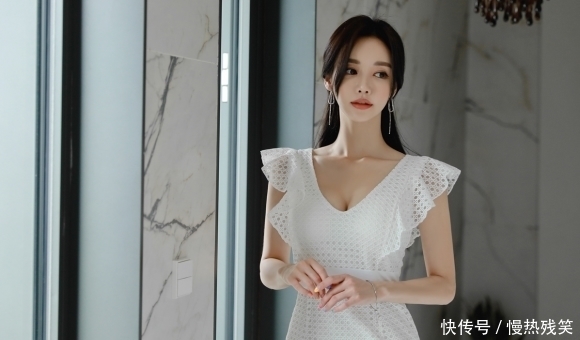 天生丽质孙允珠:斑点薄纱扇叶羽翼双层无袖裙