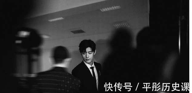 肖战深圳城市记录vlog:展现不俗的语言表达能力