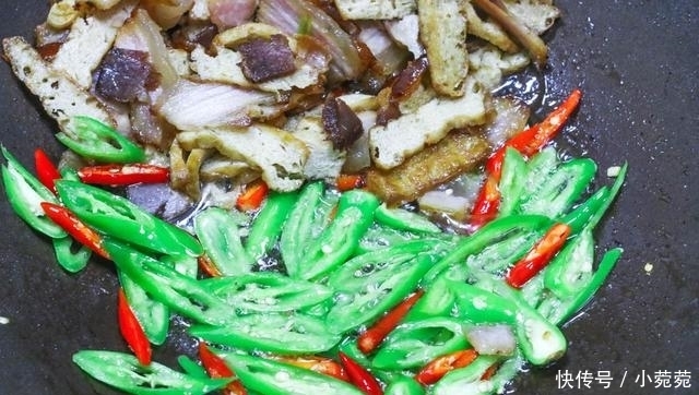 光盘|下饭菜,就好这一口,简单炒炒就上桌,回回都光盘