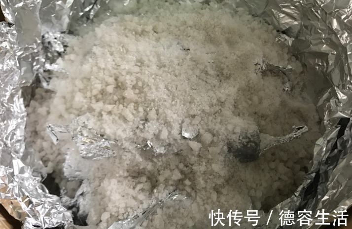 山药|山药别再煲汤了,做成一道药补的小零食也很赞,全家都爱