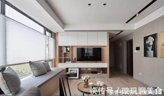 次卧|一样的80㎡,他家装修出的效果为什么这么宽敞,超大客厅真棒!