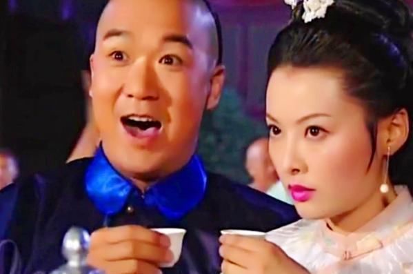 对联$纪晓岚学生大婚,命人送去一副对联,新娘看懂后,直骂纪晓岚太坏