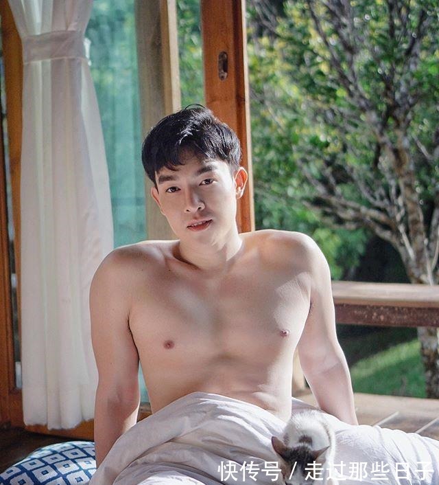 肌肉型男|活捉一枚阳光帅气的肌肉型男!