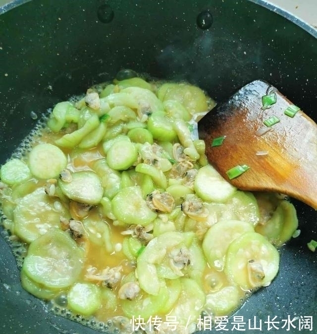 神经细胞|丝瓜和它一起煮,滋补又解暑,隔三差五吃1回,精神饱满过夏天