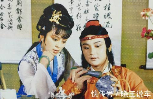 探春&兄妹情深?只是探春一面热而已。宝玉不止一次在黛玉面前吐槽探春