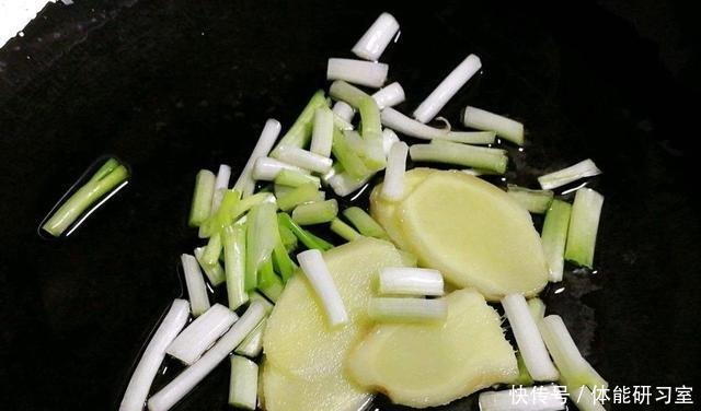 此蔬菜再贵也要吃,补钙比牛奶强,常吃身体棒,再贵也值得