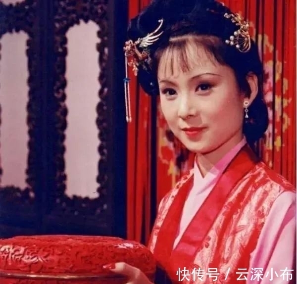 红楼梦$红楼梦:有资历爱挑事还有过节,她才是那个最想推倒晴雯的人