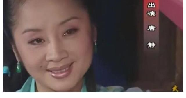 丈夫|她捧红丈夫后惨被抛弃,如今丈夫娶影后,她却独自抚养儿子