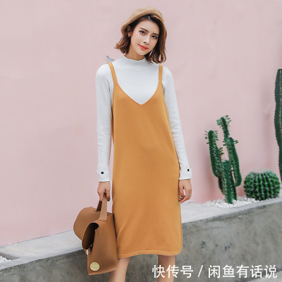 穿搭|章小蕙虽然身材微胖,穿蕾丝吊带裙却很显气质,一张旺夫脸最抢镜