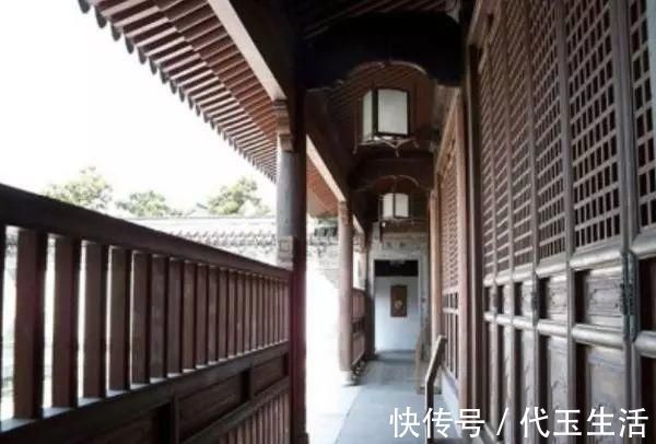 豪宅|江南一稀世豪宅：全都用“帝王木”搭建，此木200年才长成一棵！