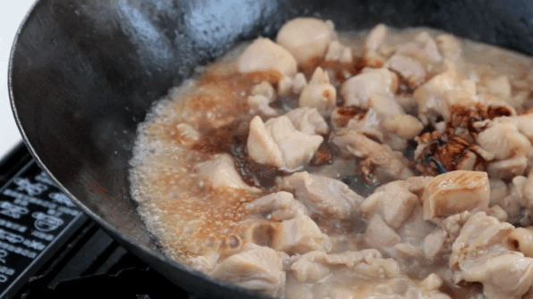  年夜饭压轴硬菜“大吉大利”，2种食材相搭配，鲜香味美，寓意好