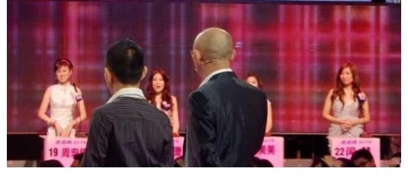 34岁小伙上非诚勿扰“抱”走51岁阿姨,时隔8年,两人现状如何?