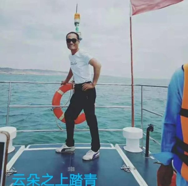 踏青|云朵之上踏青｜吞云吐雾一支烟