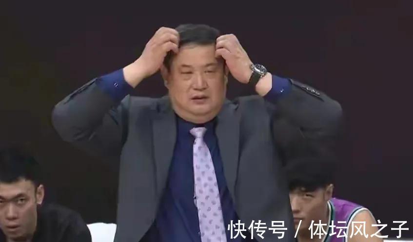 夏晓司|山东男篮迎来三大好消息，徐长锁迟迟没有下课，球迷怒斥高速