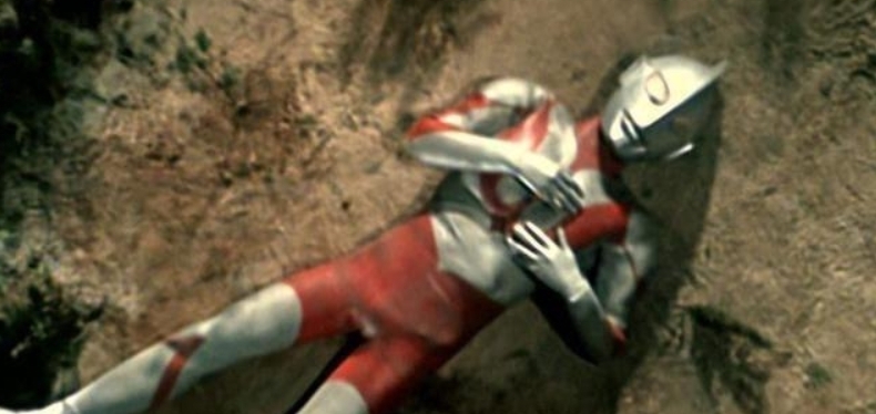 奥特之父|奥特曼最具艺术性的死亡瞬间，变成石像算什么？还是小梦最值钱