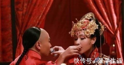 青云之志!书生结婚时写下一副对联,上联身无半亩,心忧天下!下联更经典!