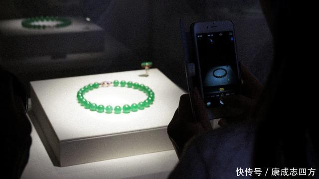 婉容|婉容皇后和芭芭拉赫顿都曾钟爱翡翠,美人与珠宝的故事总让人感叹