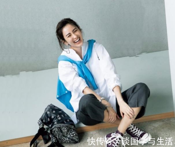 乐福鞋 凉鞋可以收起来了，这4款鞋子更适合秋天穿，舒适百搭还很时髦！