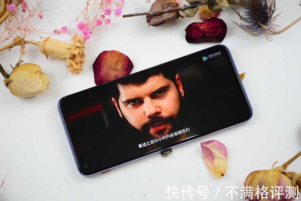 边框|中端机不再吹性能了？国产“全是屏”手机回归，荣耀X20评测
