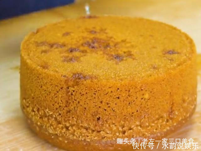  蛋糕|红糖发糕最快速做法，不用酵母粉不发面，蓬松柔软像蛋糕，真好吃
