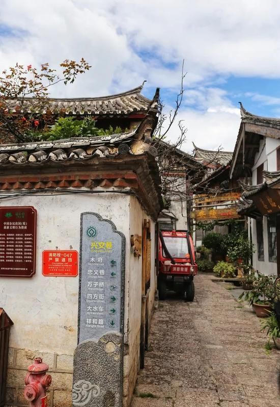 老年|初夏最适合一个人去的10个惬意的小镇