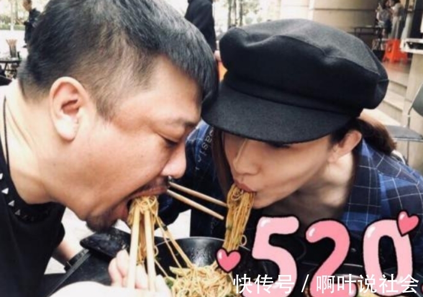 賈冰|從團長到登3次央視春晚,迎娶美女妻子,賈冰背后究竟有什么人