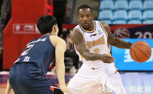 同曦|CBA焦点战!广东再战大黑马,曾输给对手26分,或会被对手双杀