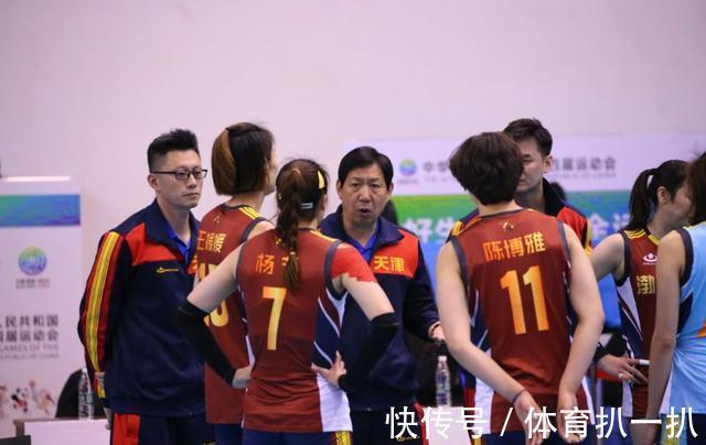 主帅|郎平为何退出女排主帅竞选?人民日报说公道话,王宝泉空欢喜一场