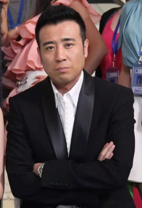 梁致远|硬汉于和伟催泪演绎职场辛酸,惹网友争先感慨:好真实,太扎心了!