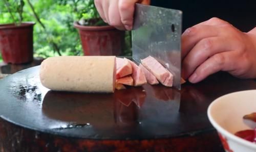 大厨教你青花椒水煮鱼经典做法 重麻重辣 比水煮肉片更好吃 快资讯