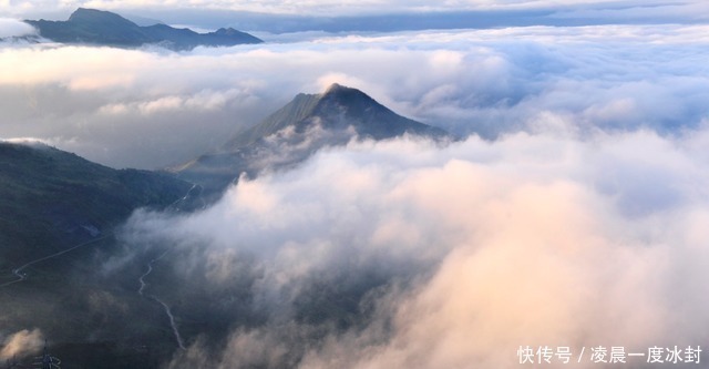 四川二郎山红岩顶，360度观云海，雪山更壮观、云瀑更宏大