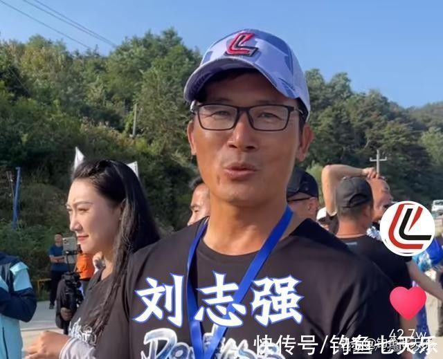 都是钓鱼王者，刘志强为何“火”不过邓刚？钓友一语道破其中原因