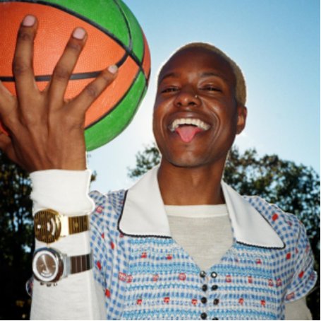 GUCCI腕表珠宝关于假日的快乐魔法