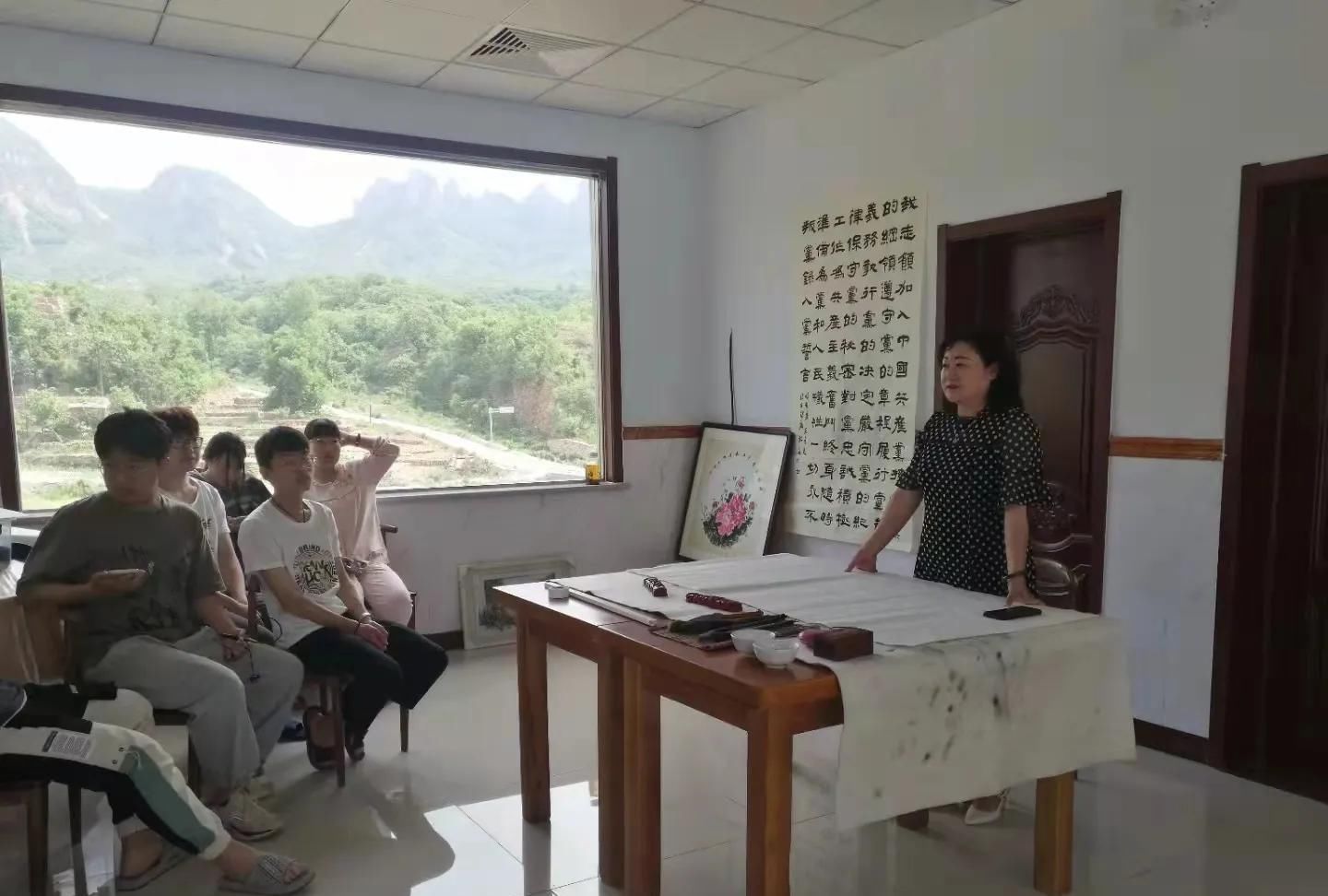 非物质文化遗产|安阳职业技术学院艺术系学生来到邢台市西部太行山景区艺术写生