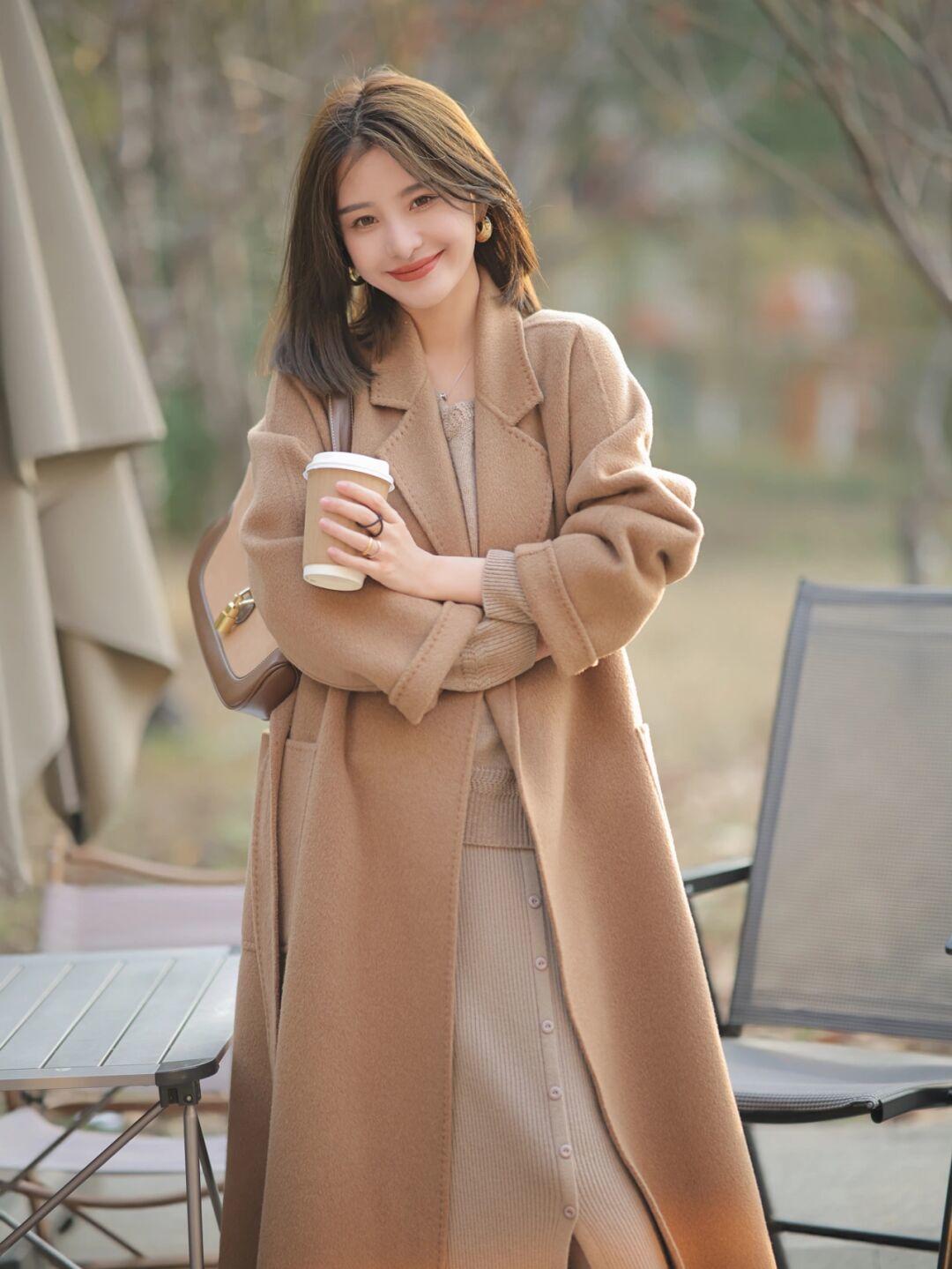 搭配 大衣的高阶穿法来了，这些搭配方式优雅精致又显气质，谁穿谁美