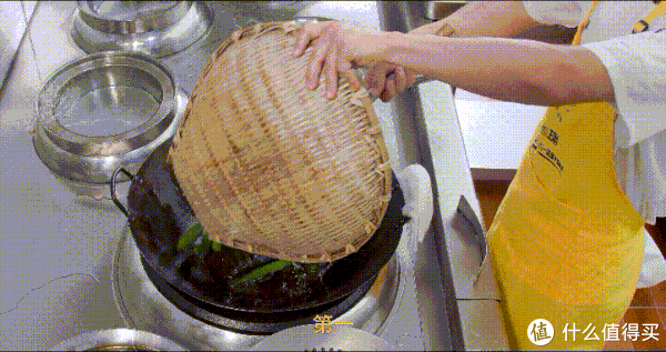 厨师长|王刚的美食精选 篇九十：厨师长教你：“秋葵炒蛋”的家常做法，清脆爽口，营养美味