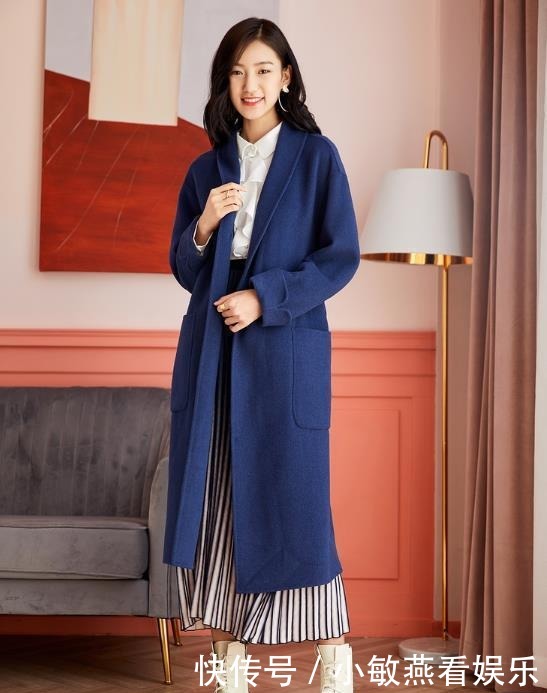 女人到了40岁,冬天穿大衣时,鞋子建议穿这3种,时髦更有档次