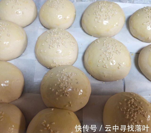 自制汉堡,早餐吃一个,元气满满一整天!