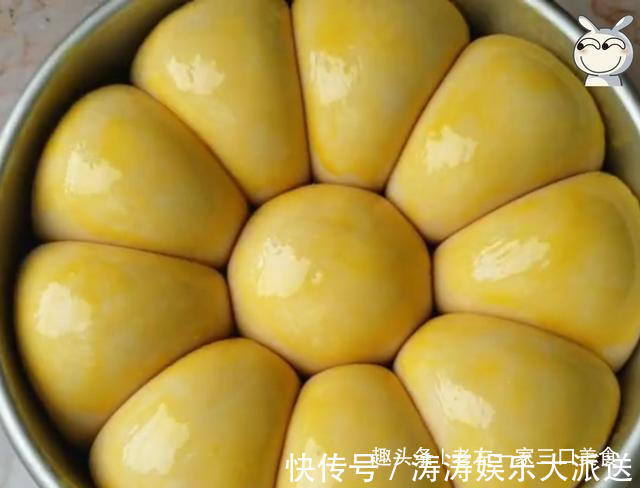 雪花梨|一个雪梨两个鸡蛋，教你意想不到的吃法，香甜美味，吃过念念不忘