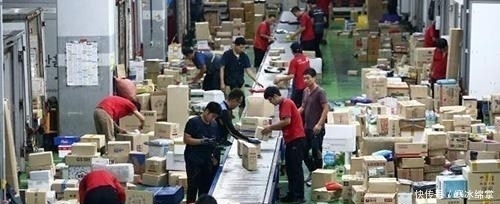 快递点|快递“罢工潮”爆发了?快递员:一单只赚3毛钱,客户投诉必成功