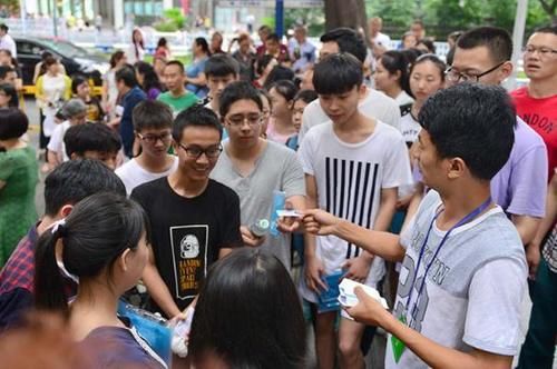 江苏这所大学很憋屈，与南京大学同出一脉，如今知名度相差甚远