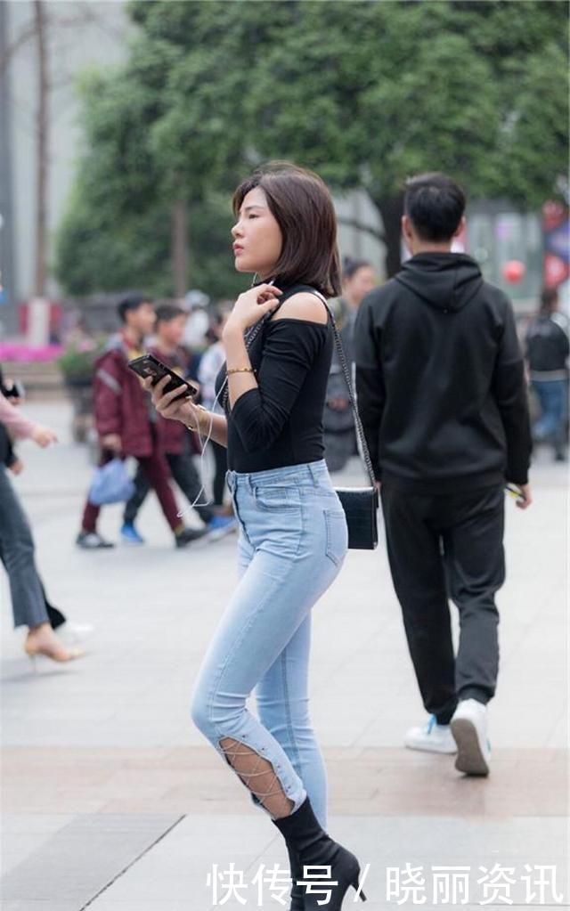 展现|怎么穿搭最时尚街头美女的教科书式造型,让你展现不一样的气质