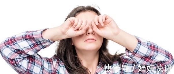 手机|近视了还能玩手机吗?若不注意这4点,眼睛度数可能还会增加