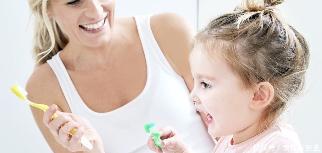 家长|三岁孩子不肯刷牙,家长巧妙应对,四种方法令孩子爱上刷牙