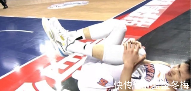 郭昊文|上海男篮最新消息!郭昊文遭遇重伤 或常规赛报销!