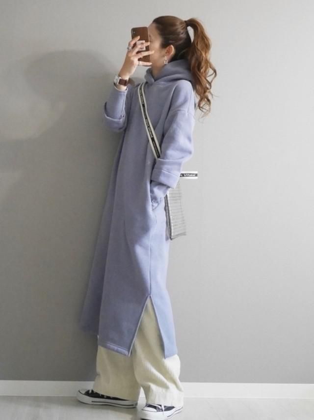 日本女生都爱灯芯绒长裤！3技巧让腿变修长穿出复古文青感